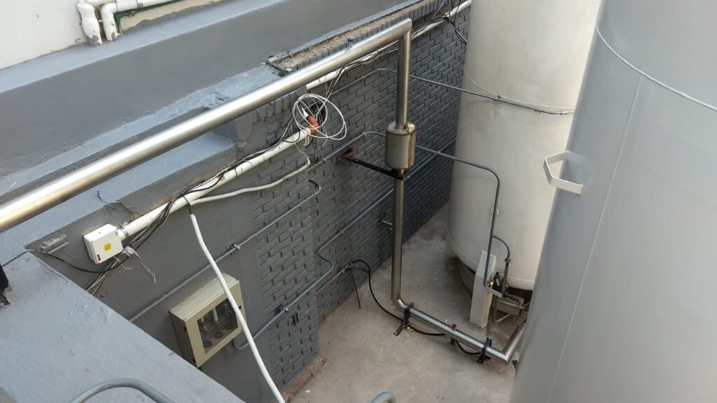 Sistema criogénico con tanque, vaporizador y piping